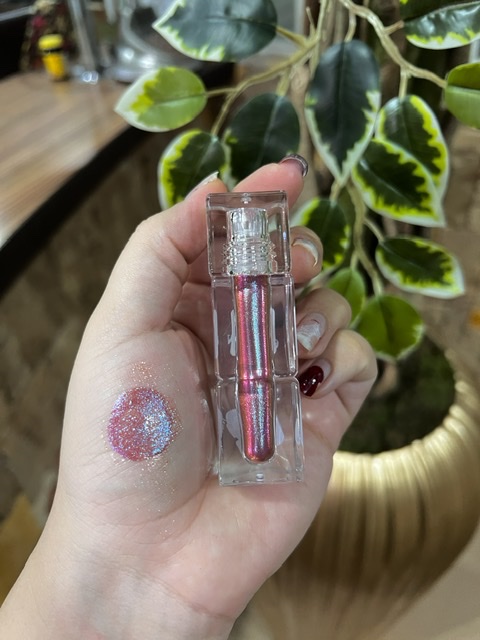 سایه مایع هلوگرامی