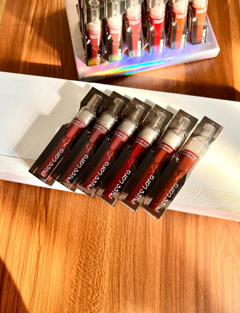 لیپ گلس شیشه ای