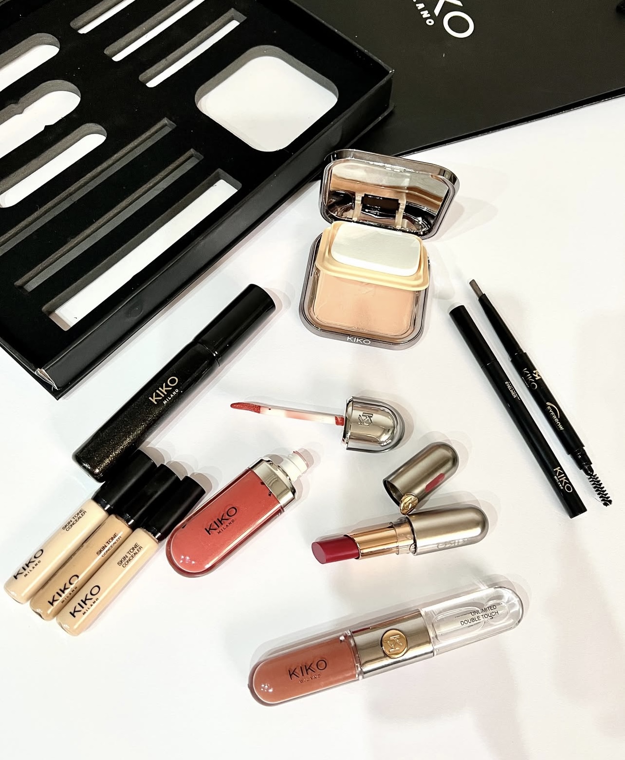 پک آرایشی طرح kiko