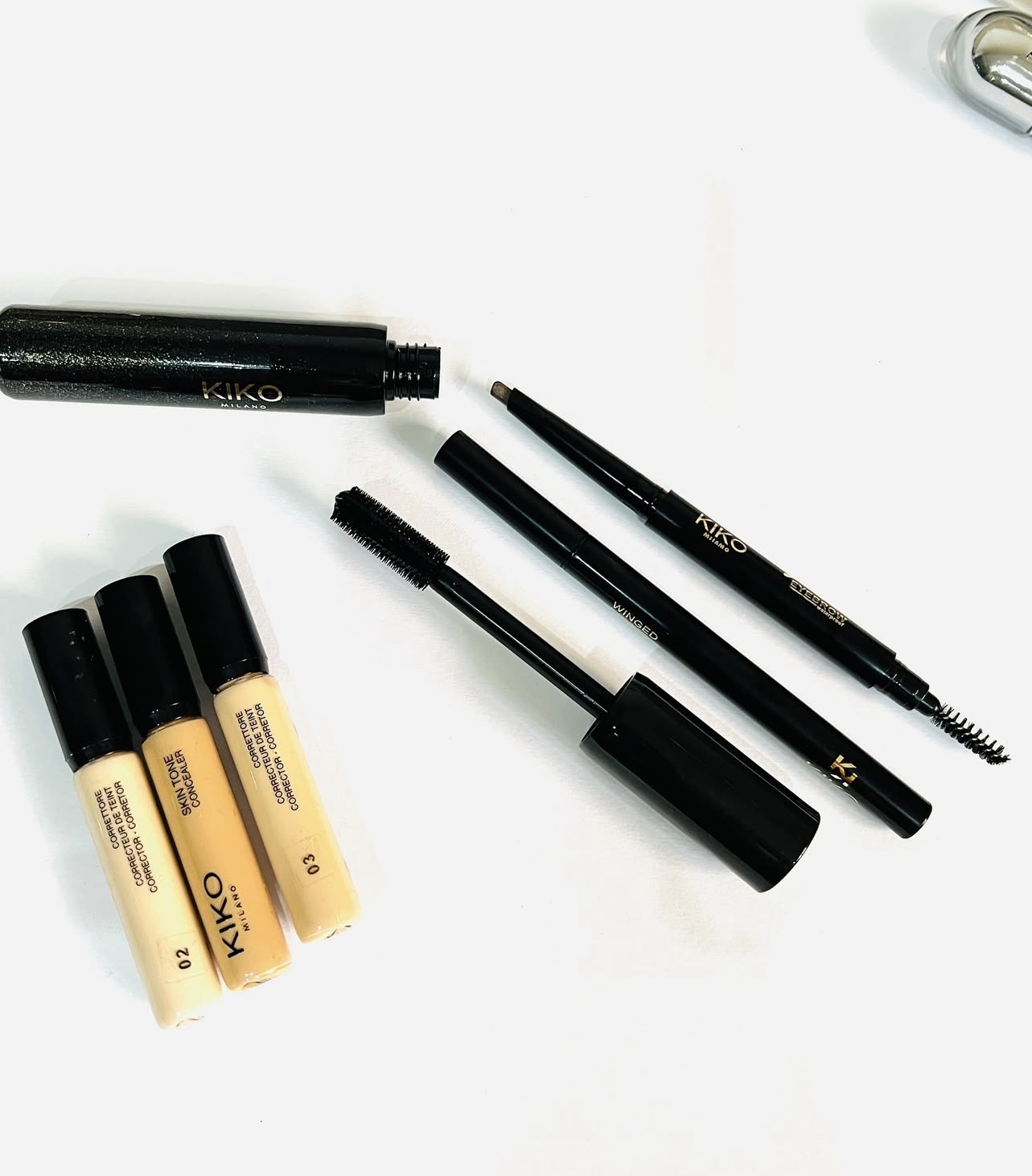 پک آرایشی طرح kiko