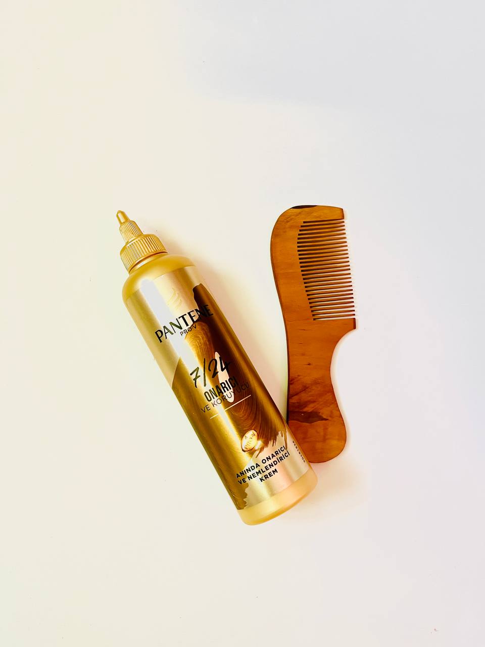 حالت‌دهنده موی فر