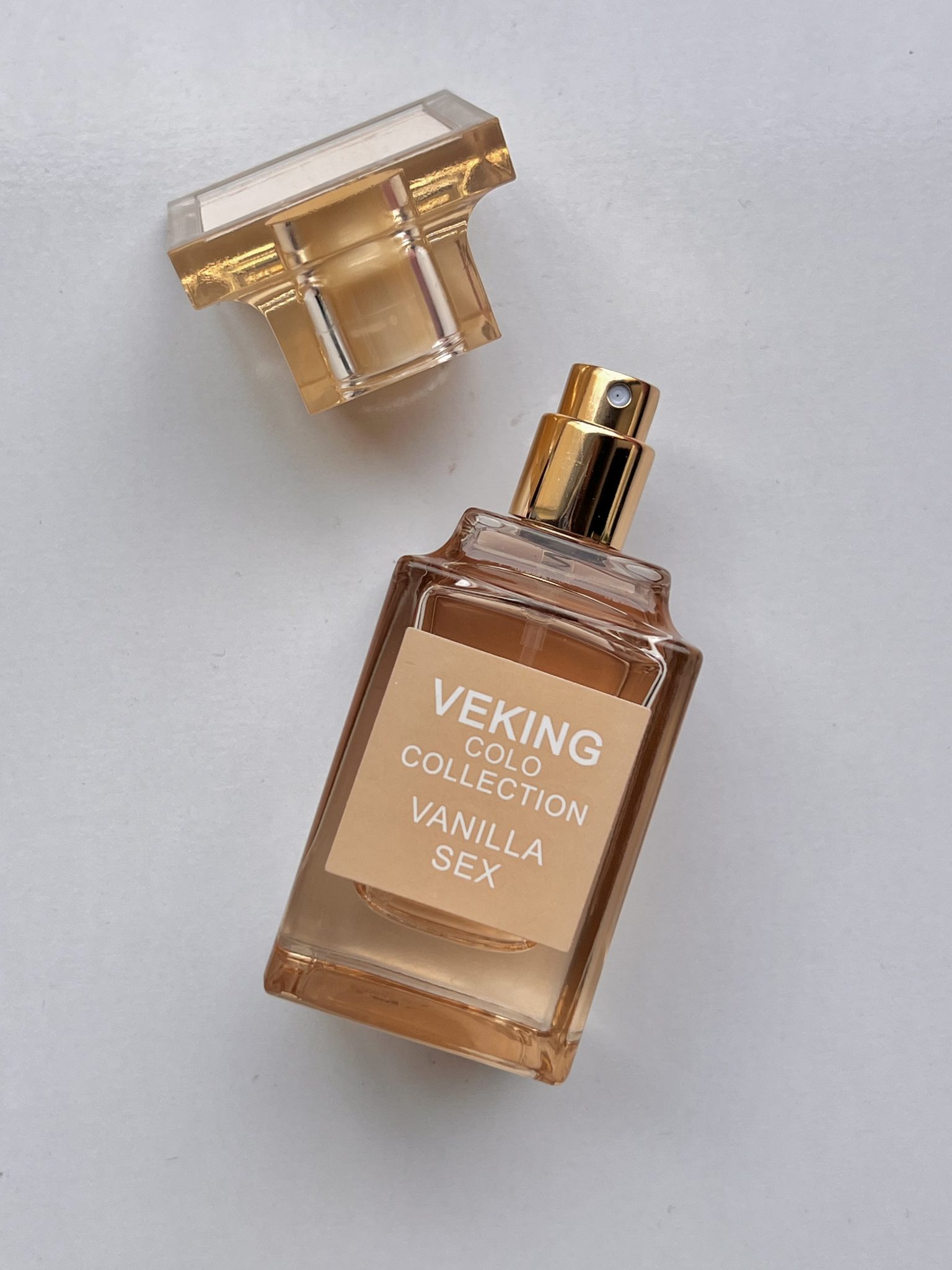 عطر وانیلا سکس