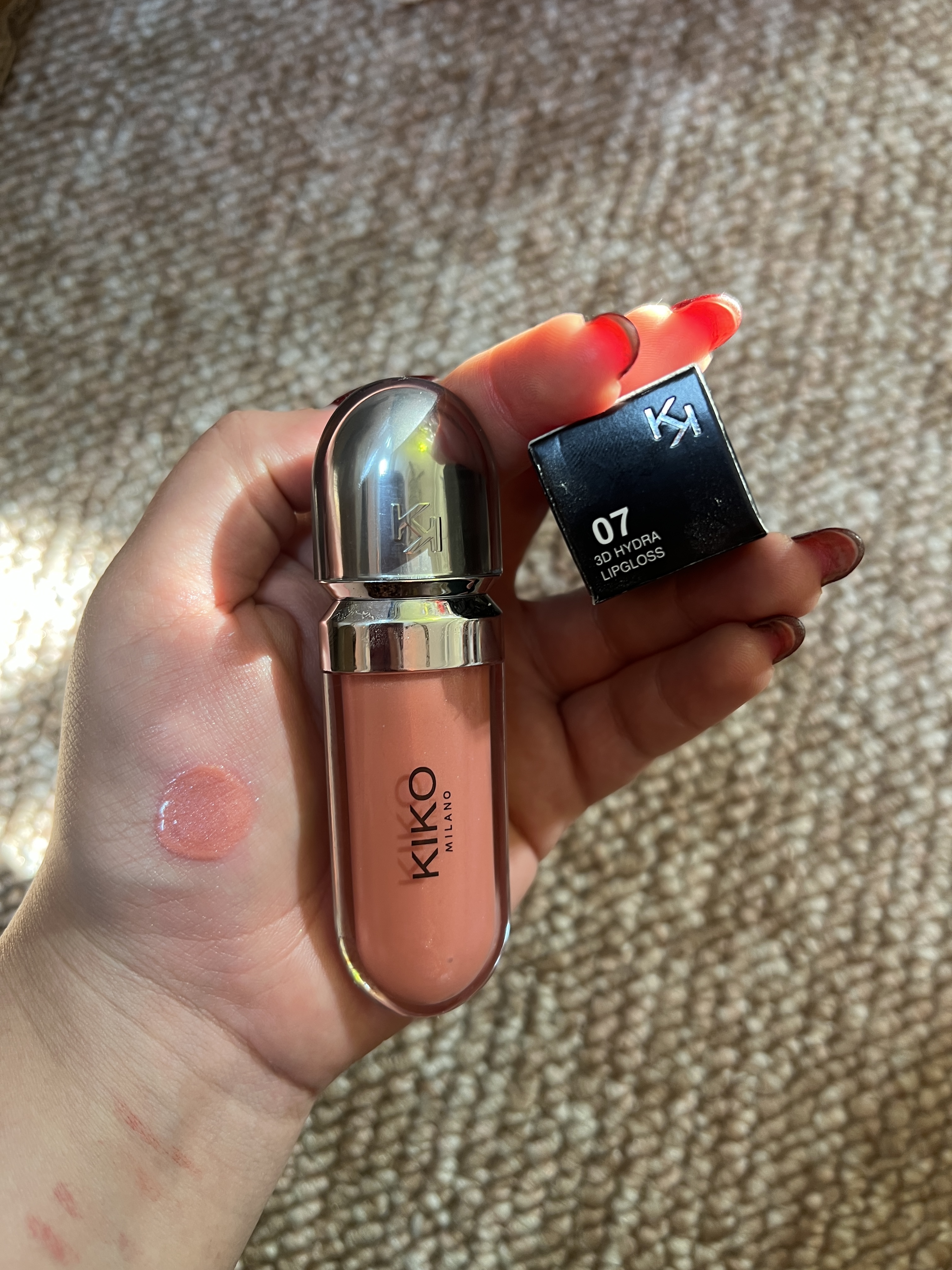 لیپ گلس کیکو