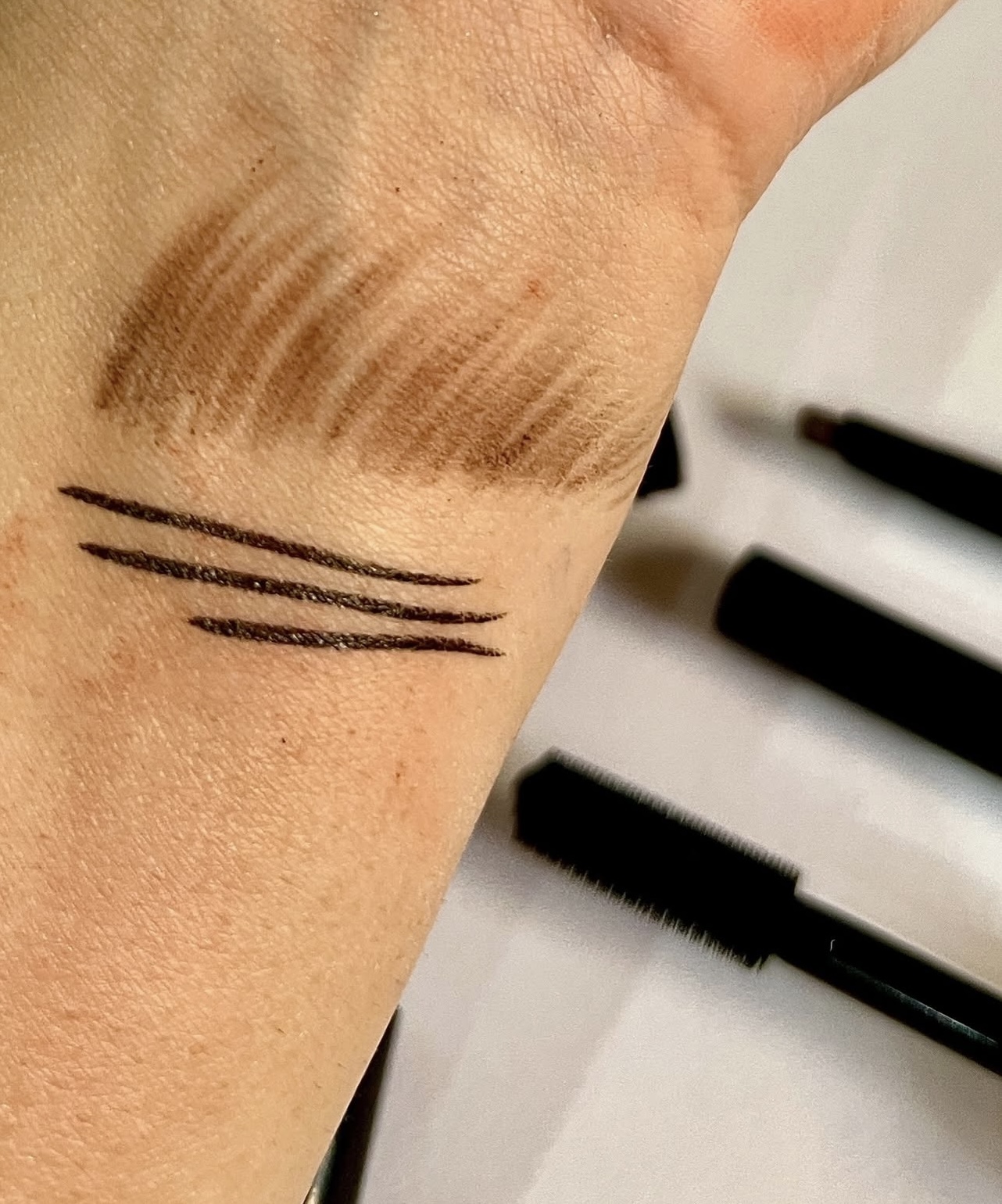 پک آرایشی طرح kiko