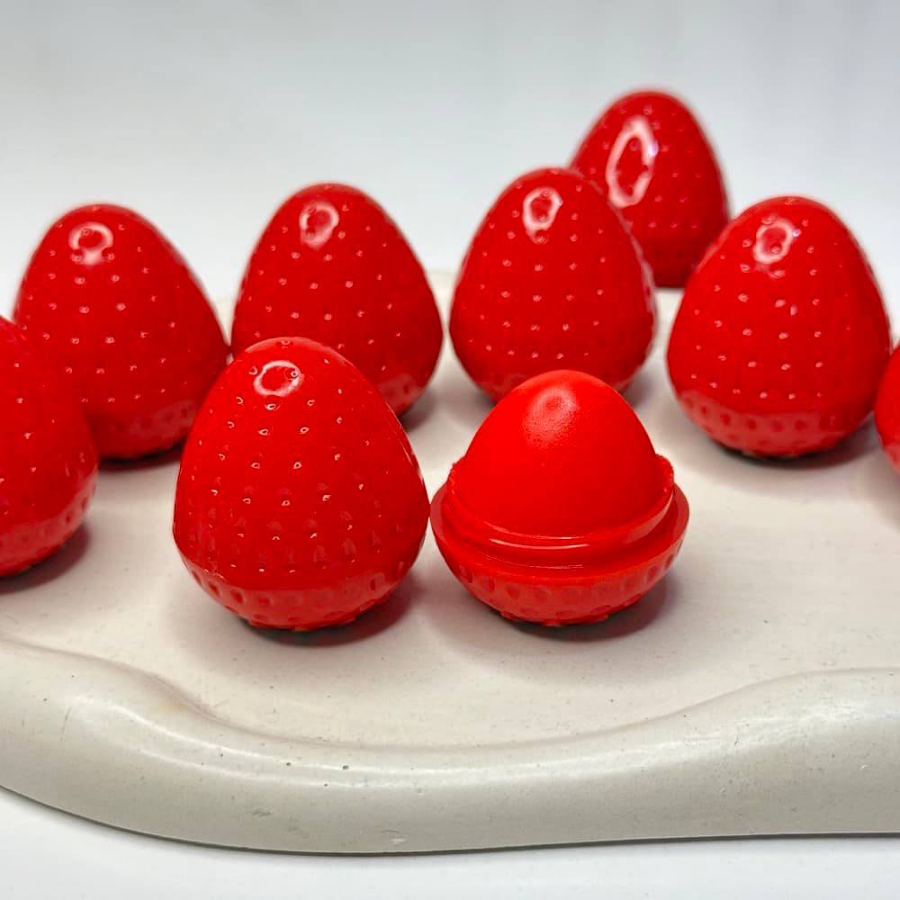 بالم لب توت فرنگی