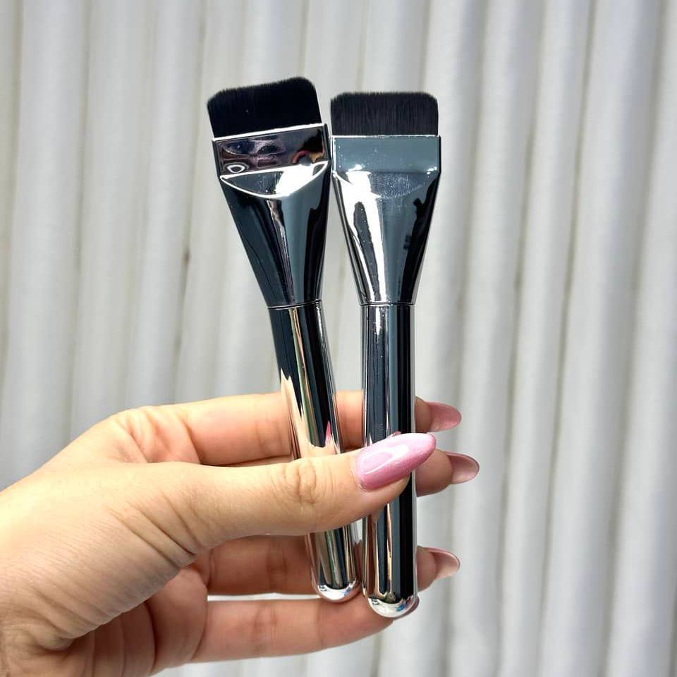 براش تخت وجادویی کرمپودر