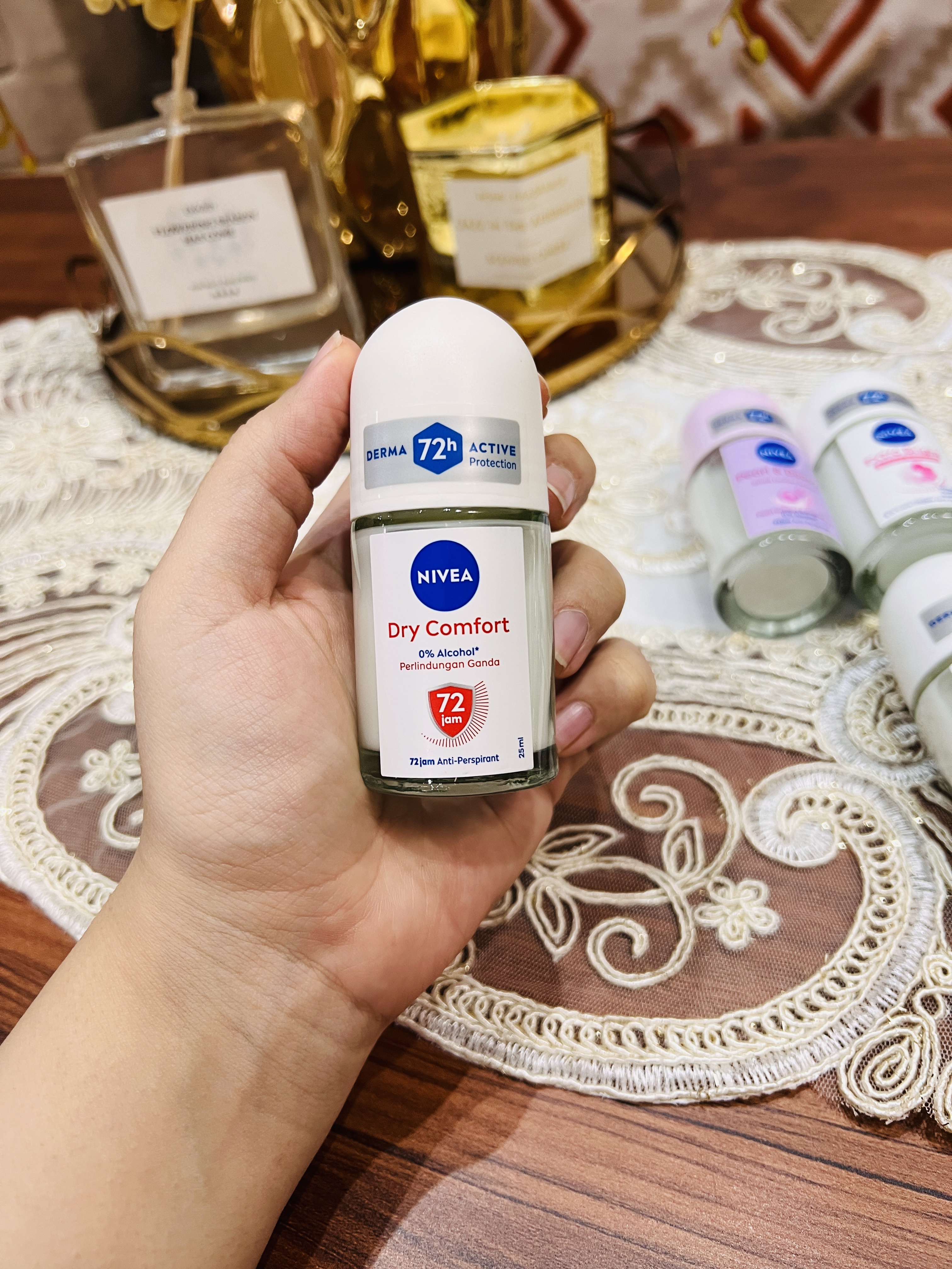 مام رول ضدتعریق نیوآ زنانه  مدل Dry comfort